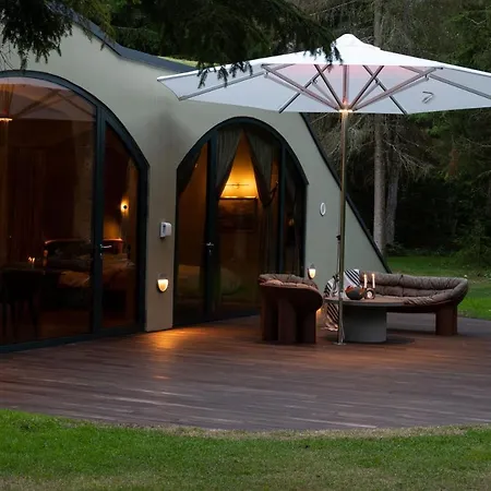 Silma Retreat The Hobbit House Haapsalu