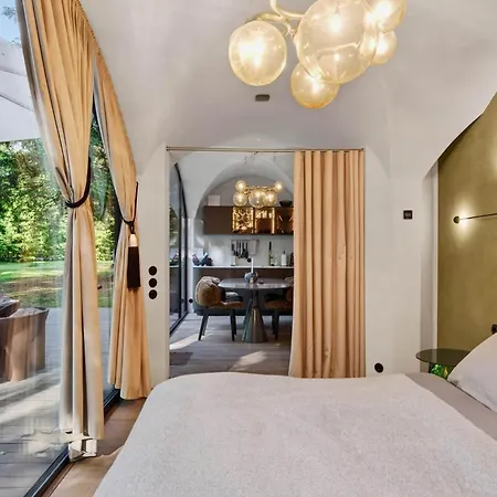 Silma Retreat The Hobbit House